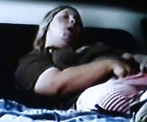 Anne güzel olgun ile 3 eski sex filmi izle çocuklar