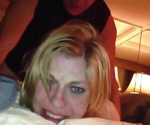 Anne onu kedi ile lez sex filmi oynuyor