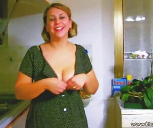 Büyük göğüsler, külot, oğlu sırayla iki tecavüz erotik porno video için bir şans alır
